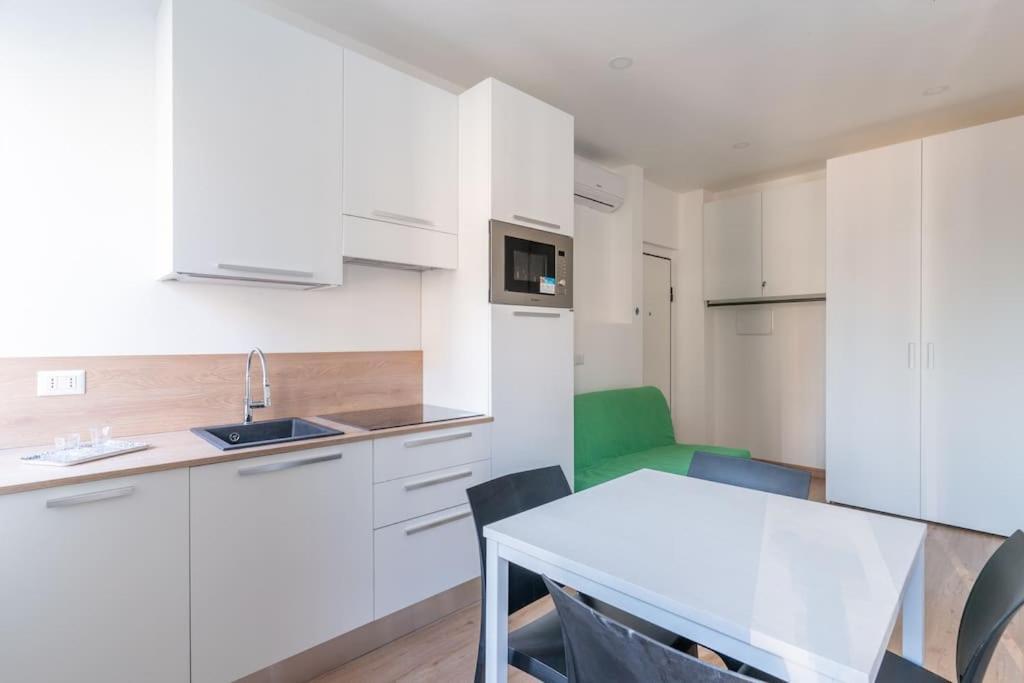 Cimiano Suite 22, New Apartment Milano Esterno foto